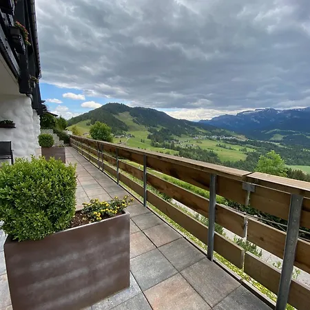 Apartamento & Renate Sibratsgfäll