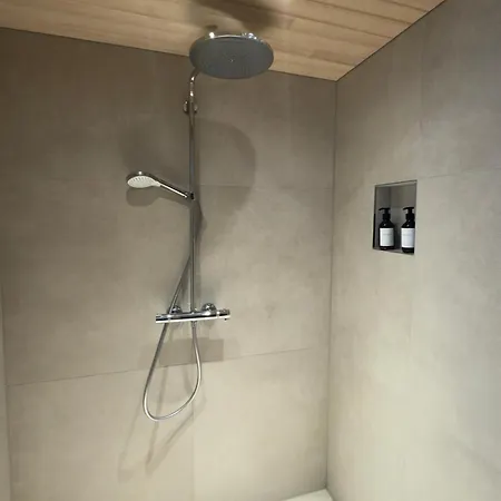 & Renate Sibratsgfäll